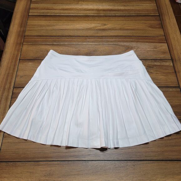 Slazenger Golf White Skorts - Size Medium - Picture 4 of 7